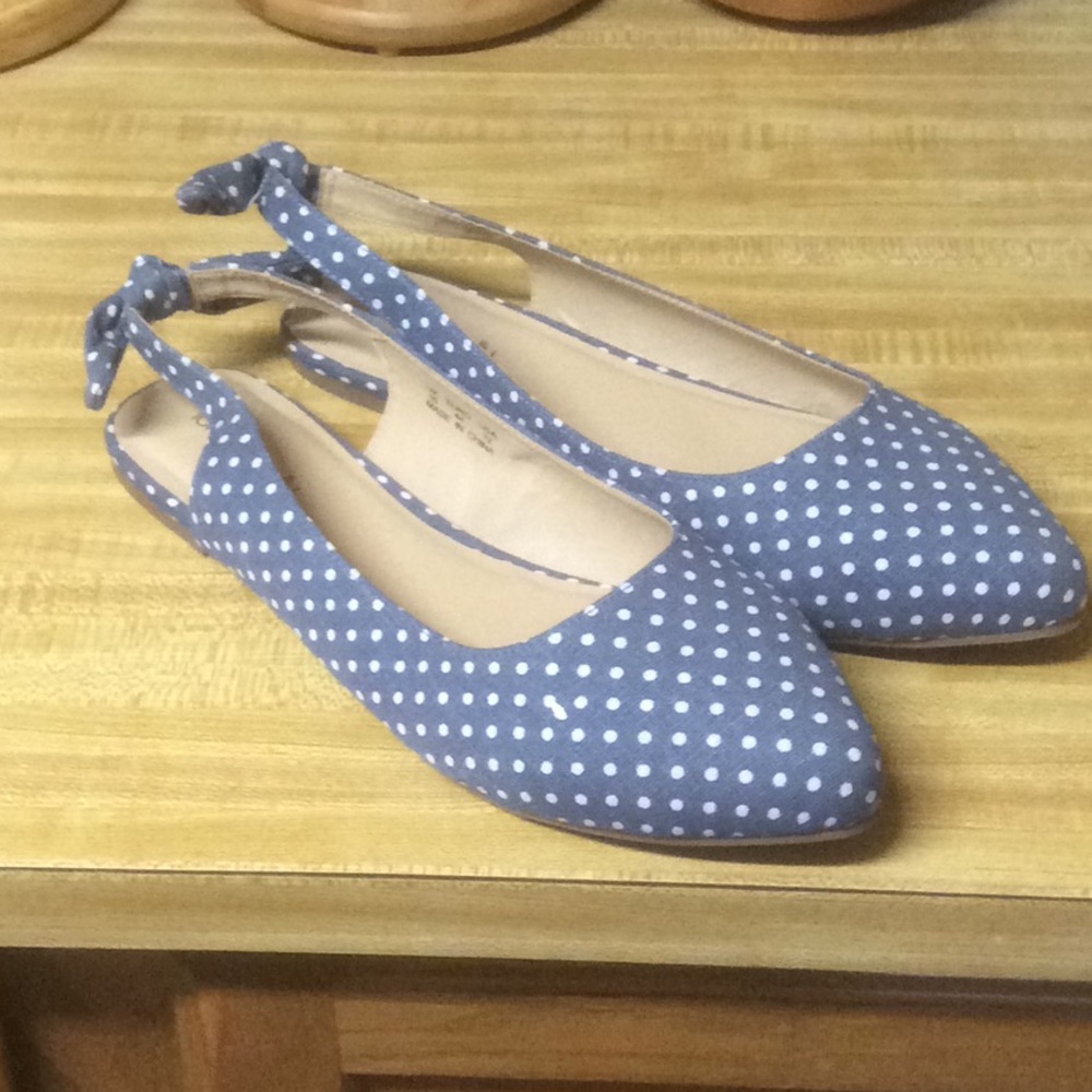 3 pair of womens flats size 11; 1 pair size 12 W, - Picture 4 of 7